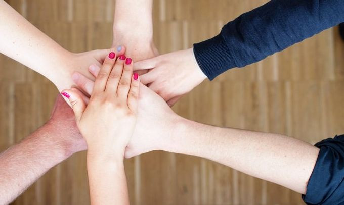 Hands